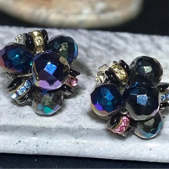 Vintage Pastel AB Crystal Rhinestone Black Bead Cluster Clip On Earrings - Picture 2 of 4